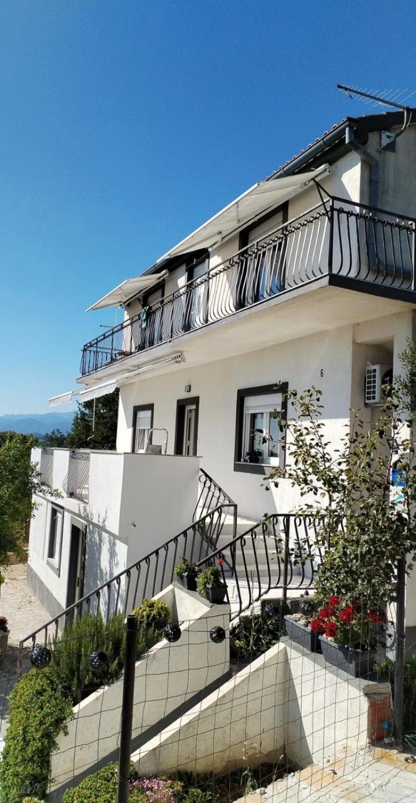 Ivano & Franko Apartments Krusevo  Экстерьер фото